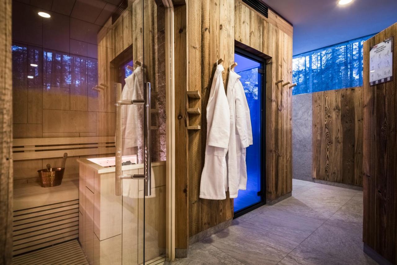 Garni Larix Hotel Колфоско Екстериор снимка